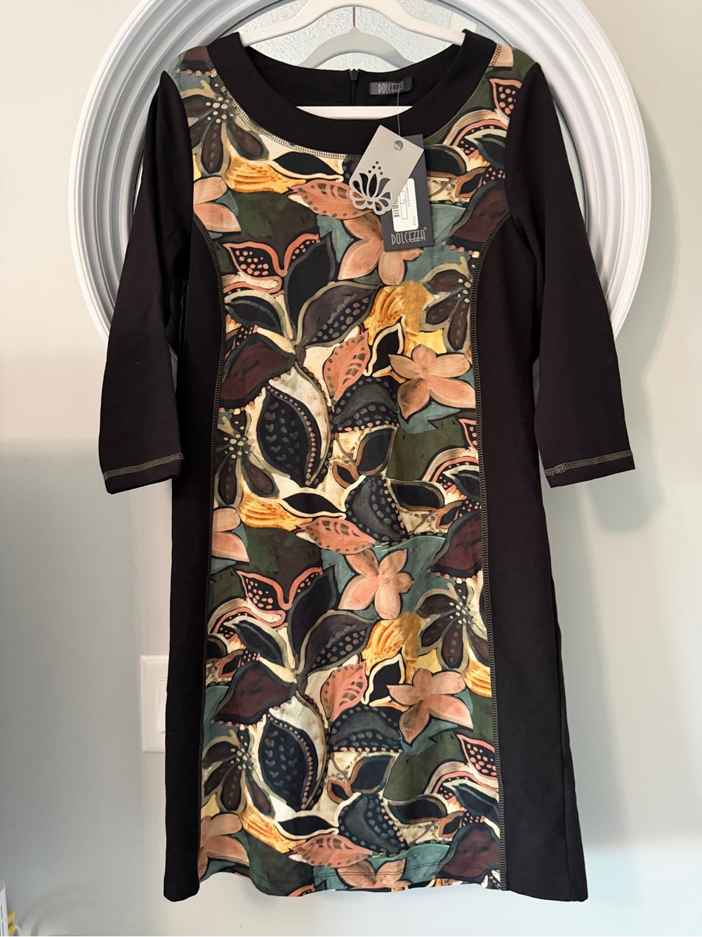 NWT Dolcezza Montreal Abstract Floral Wearable Art Panel Dress